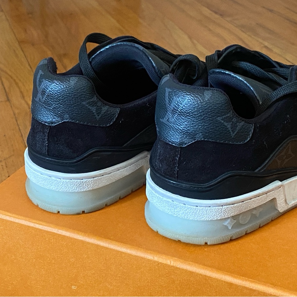 Louis Vuitton Black and White Men's Sneakers - Picture 6 of 6